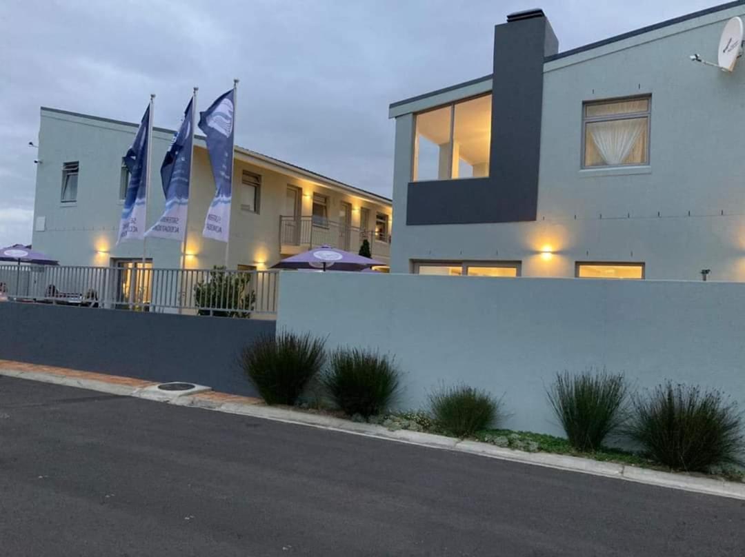 Kleinmond Lodge Экстерьер фото