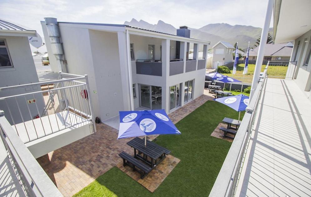 Kleinmond Lodge Экстерьер фото
